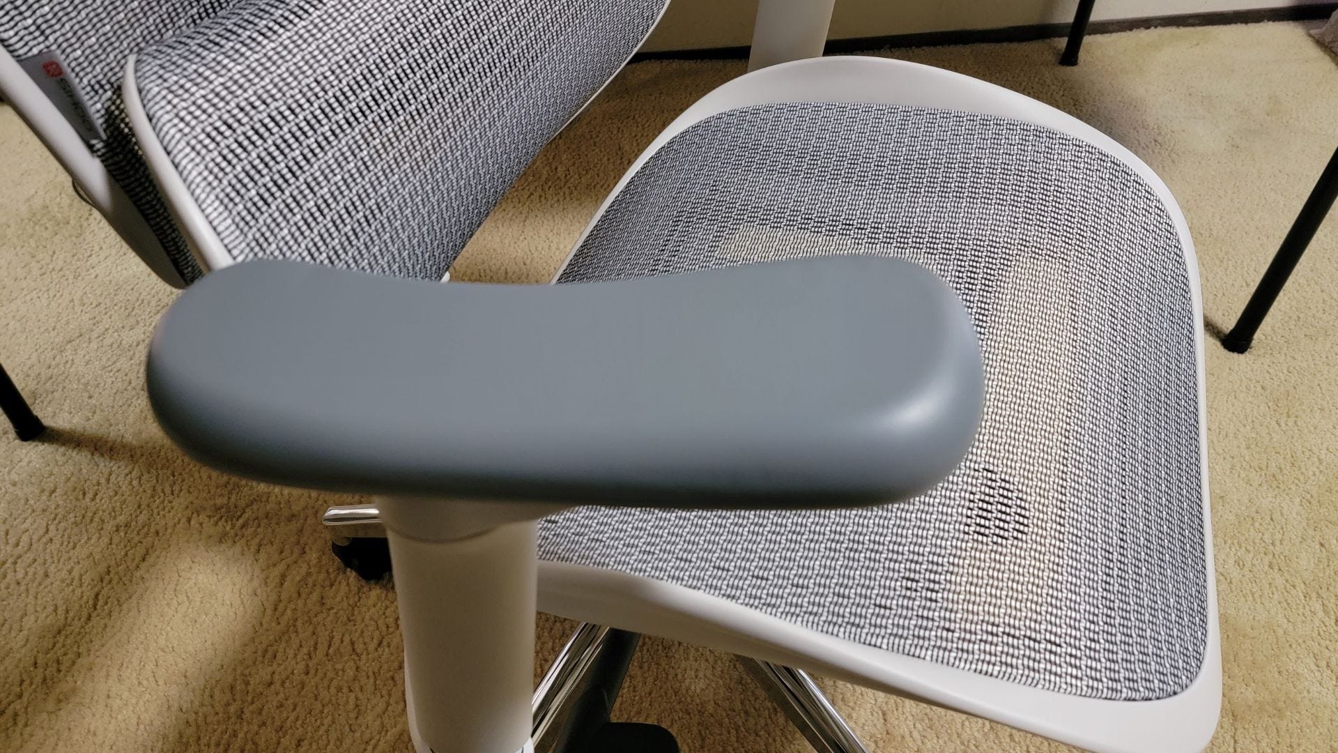 Armrest top from SIHOO Doro-C300 Ergonomic Chair